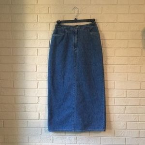 American Eagle High Waisted Denim Skirt